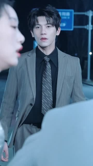 我曾为你赴深渊（63集）女频短剧推荐