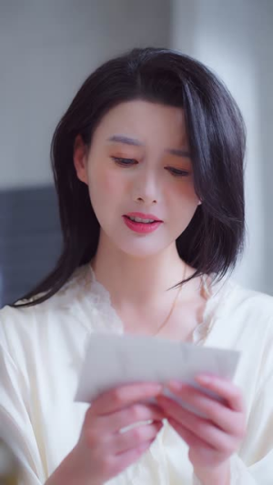 繁华落尽见苍凉（70集）男频短剧推荐