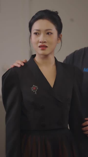 好烦啊，校花都追我刷好感度（80集）爆火短剧追不停