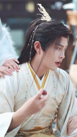 女帝枕边人，无敌小白脸（80集）好看短剧追不停