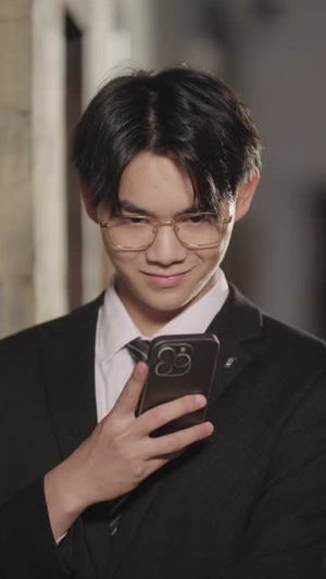 仙界顶流她下凡了(60集) 仙界顶流她下凡了(60集)更新时间一览表