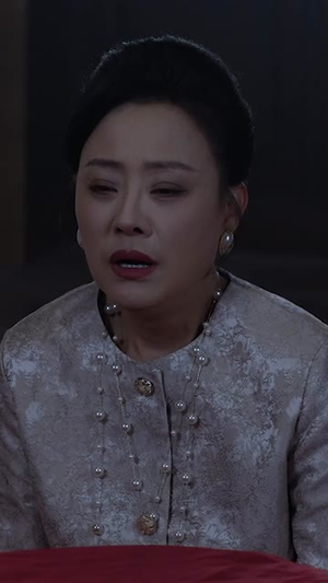 真少爷竟是蜥蜴人(60集) 真少爷竟是蜥蜴人(60集)一口气追完短剧