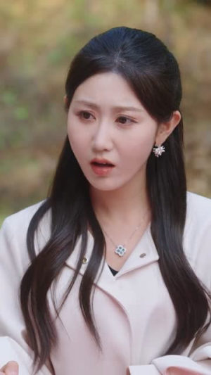 为报恩！顶级男神连夜娶我（60集）热门火爆短剧