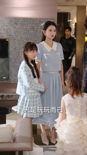 我助200斤后妈,拿下纨绔后爸(60集) 我助200斤后妈,拿下纨绔后爸(60集)热门火爆短剧