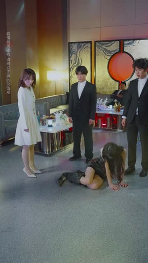 荆棘之下是月光（66集）古代短剧推荐