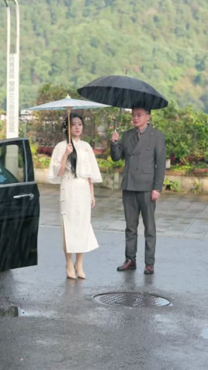 借你一把油纸伞＆青青我心（61集）最火的短剧