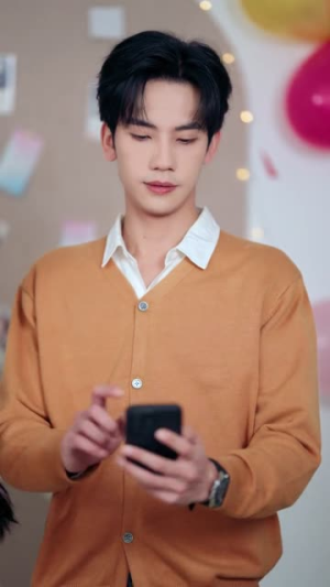 辞职后,我绑定了助女为乐系统(82集) 辞职后,我绑定了助女为乐系统(82集)精彩短剧随心推