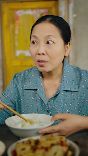 重生归来，我带全村致富（80集）短剧全集完整版