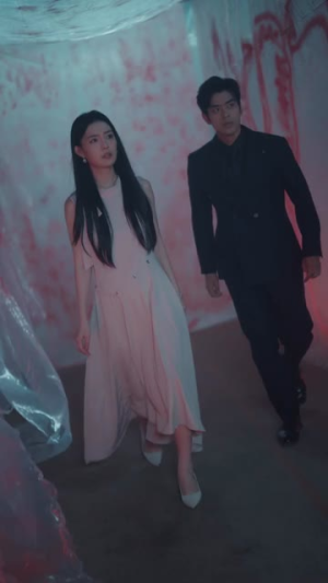 玫瑰汹涌(60集) 玫瑰汹涌(60集)河马免费短剧