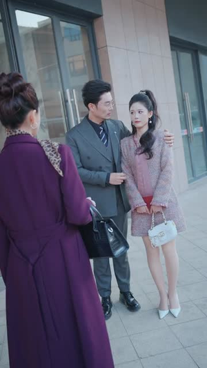 离婚后，他重临巅峰（64集）爆款短剧一起追