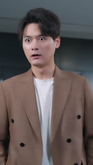 我翻身后拿下校花（77集）红果短剧看全集