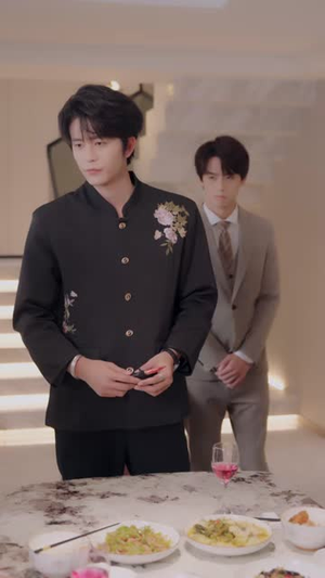 偷心劫匪是娇妻(61集) 偷心劫匪是娇妻(61集)爆火短剧追不停