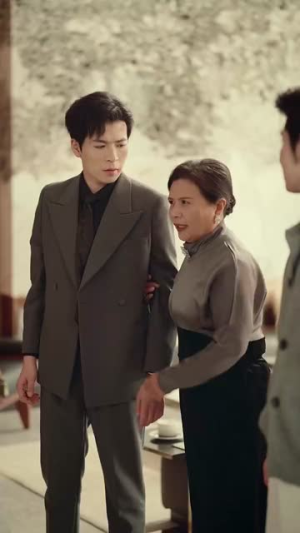 紫罗兰之恋（82集）最近很火的短剧