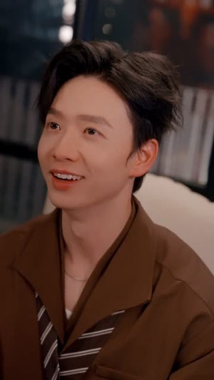 装高富帅网恋后，系统让我真逆袭（83集）爆款热门短剧