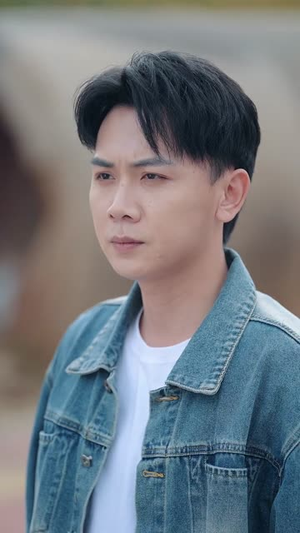 下山当赘婿,离婚后我无敌了(73集) 下山当赘婿,离婚后我无敌了(73集)短剧太精彩