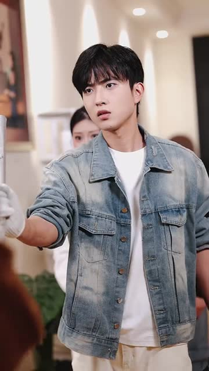 变形记,爹系学霸养成史(73集) 变形记,爹系学霸养成史(73集)全剧看到大结局