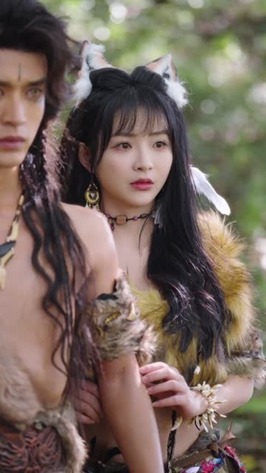 系统带我穿兽世，金瞳蛇君太会宠（80集）全集下载