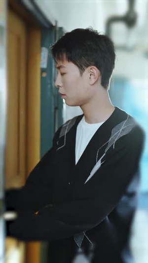 玄学大佬她又去摆地摊了(76集) 玄学大佬她又去摆地摊了(76集)高质量短剧推荐