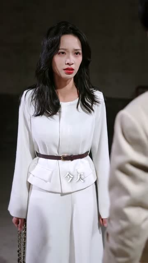 我靠乌鸦嘴带妈妈走上人生巅峰（61集）精彩短剧热播