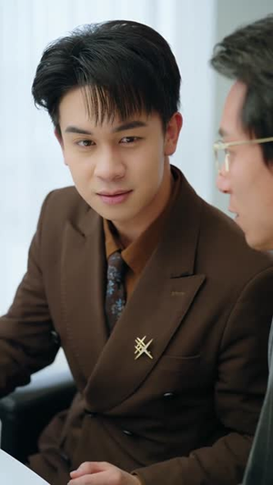 被告变原告,我靠起诉变首富(80集) 被告变原告,我靠起诉变首富(80集)短剧上头又好看