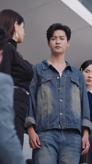 战神房东：开局女总裁上门求合租（78集）短剧太上头了