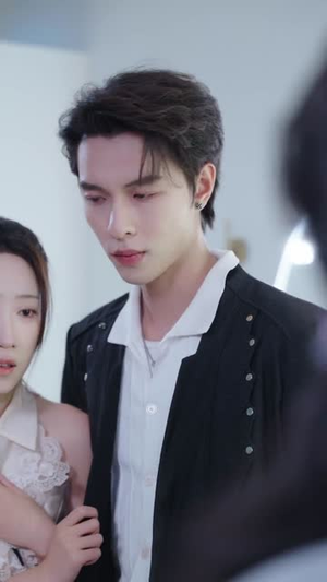 她从不谋爱第二部（80集）每日分享短剧