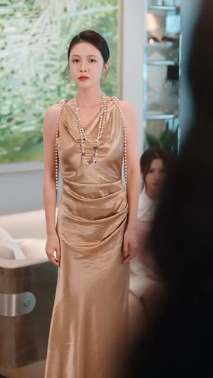 太妹亲妈带飞废柴儿女（78集）热门火爆短剧