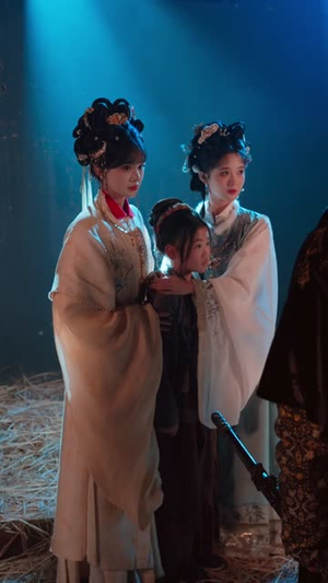 糟糕！和闺蜜一起穿书后把反派玩坏了（75集）好看的短剧推荐