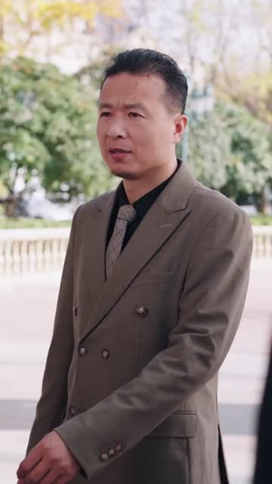 玄门老祖带我卖古董(80集) 玄门老祖带我卖古董(80集)热门短剧抢先