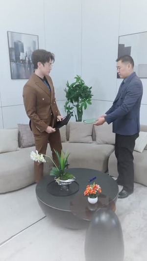 退!退!退!这个保镖不对劲(67集) 退!退!退!这个保镖不对劲(67集)精彩的短剧