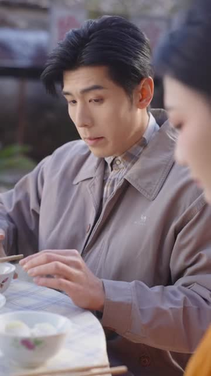 重生80:分配的老公超护短(66集) 重生80:分配的老公超护短(66集)这部短剧我爱了