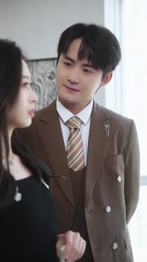 我抬手即是龙威(70集) 我抬手即是龙威(70集)正能量短剧分享