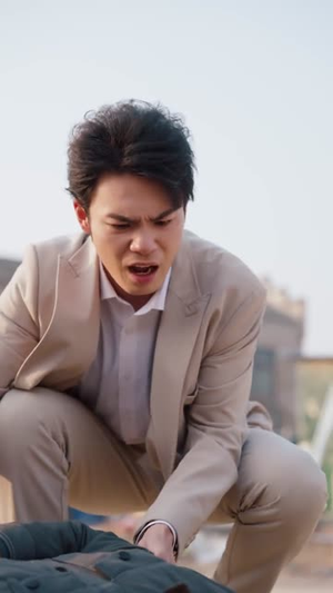 刚出狱,未婚妻就要与仇人结婚(80集) 刚出狱,未婚妻就要与仇人结婚(80集)更新时间