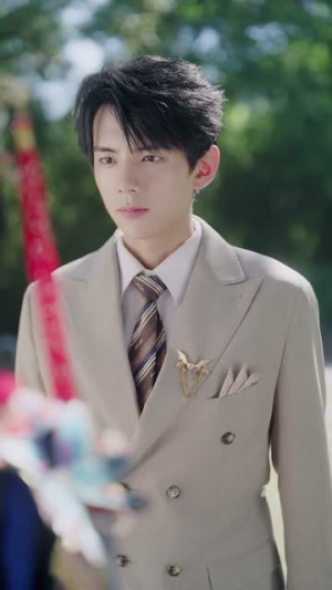 花裙彩面踏春芳(50集) 花裙彩面踏春芳(50集)最热短剧推荐