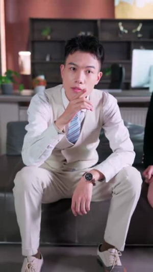 苏小姐她又飒又美（60集）短剧热播推荐