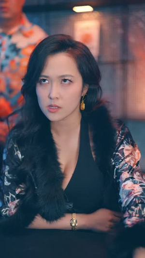 两界玄幻吃苦都市享福（74集）去哪里看