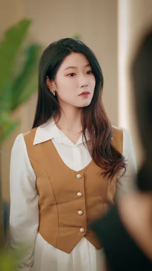 被招财猫砸中后，我的双眼开挂了（101集）在线看完整版