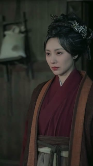 古代老妇有空间，直通现代菜市场（81集）最新热剧免费看