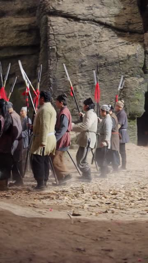 愚蠢岳父偷听我心声，无敌了（70集）超爽短剧推荐