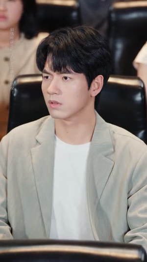 继妹绑定瘦身转移系统后求我别减（50集）免费在线看全集