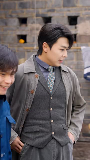 重生70,千亩大山都是我的猎场(85集) 重生70,千亩大山都是我的猎场(85集)最新上映的短剧