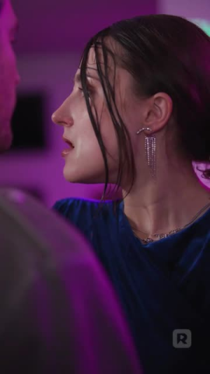 如何驯养银狐 （71集）热播古装短剧