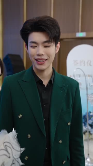 离婚后，总裁老婆悔红眼（61集）一口气看完