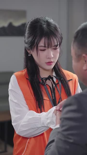 隐秘的情人（73集）爆款热门短剧