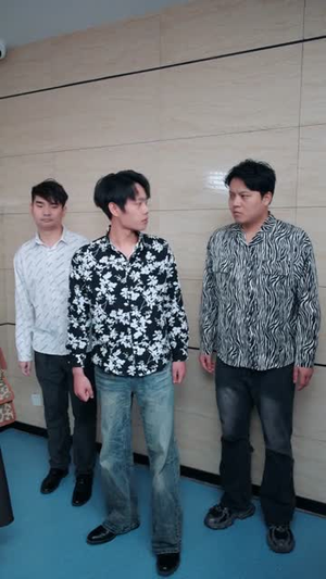 直播离婚冷静期，我成了全网公敌（70集）最热短剧推荐