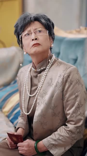 死对头竟是暗恋对象（99集）好看短剧推荐