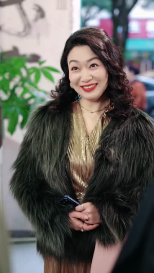 透视成团宠，神医小姐有点拽（90集）排行榜前十短剧