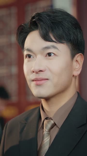 天降神眼,我能无限鉴宝(119集) 天降神眼,我能无限鉴宝(119集)短剧更新抢先看