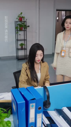 靳先生别装马甲早掉了（60集）独家资源免费看