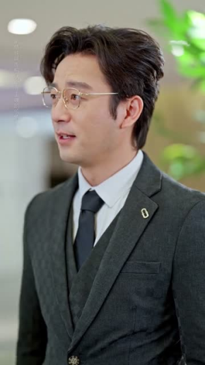 0元年终奖，老板娘悔不当初（57集）最火短剧热播中